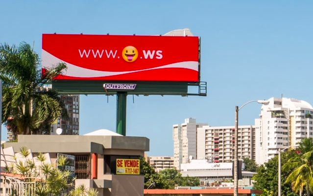 Coke-Emoji-Campaign
